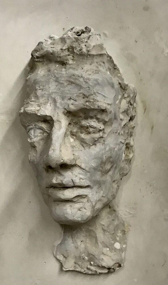 Elser, 2020, Beton, 28 × 47 cm